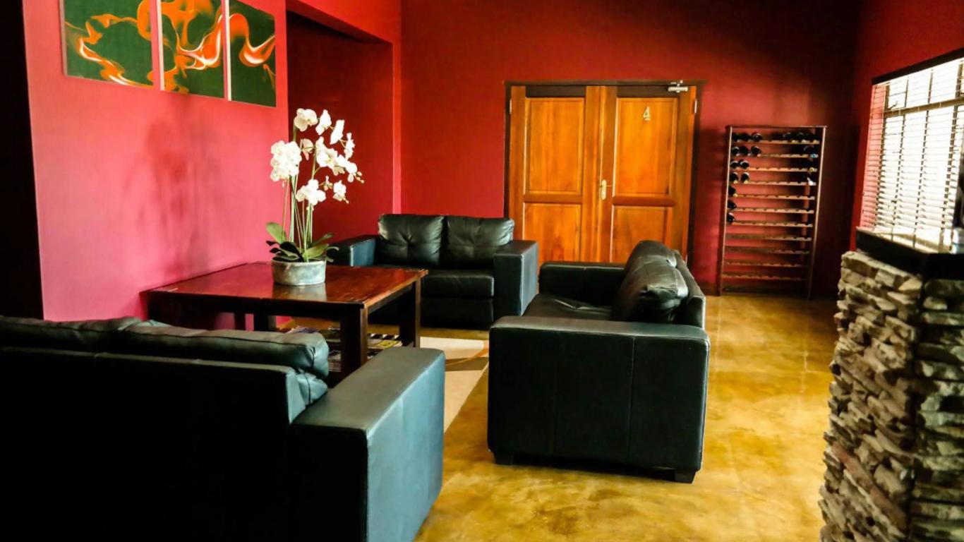 About Guest Lodge
