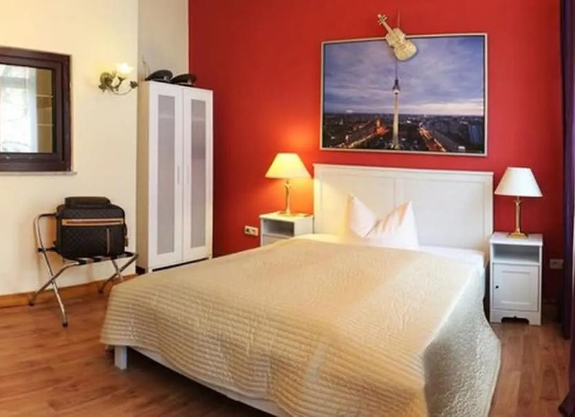 Bedroom Photo