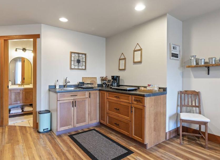 Kitchen Photo