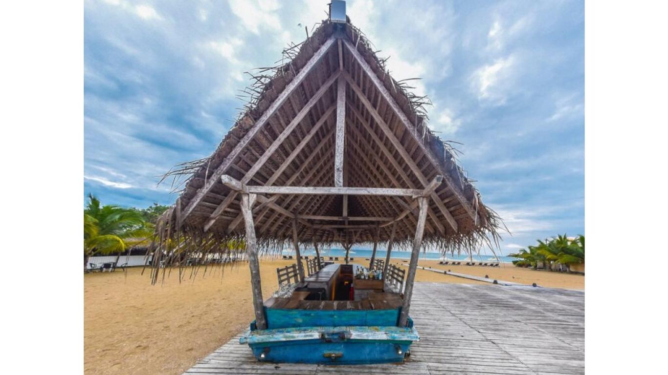 Maalu Maalu Resort & Spa - Thema Collection