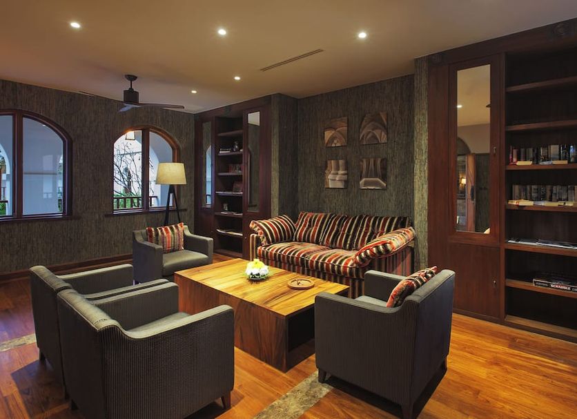 Lounge Photo