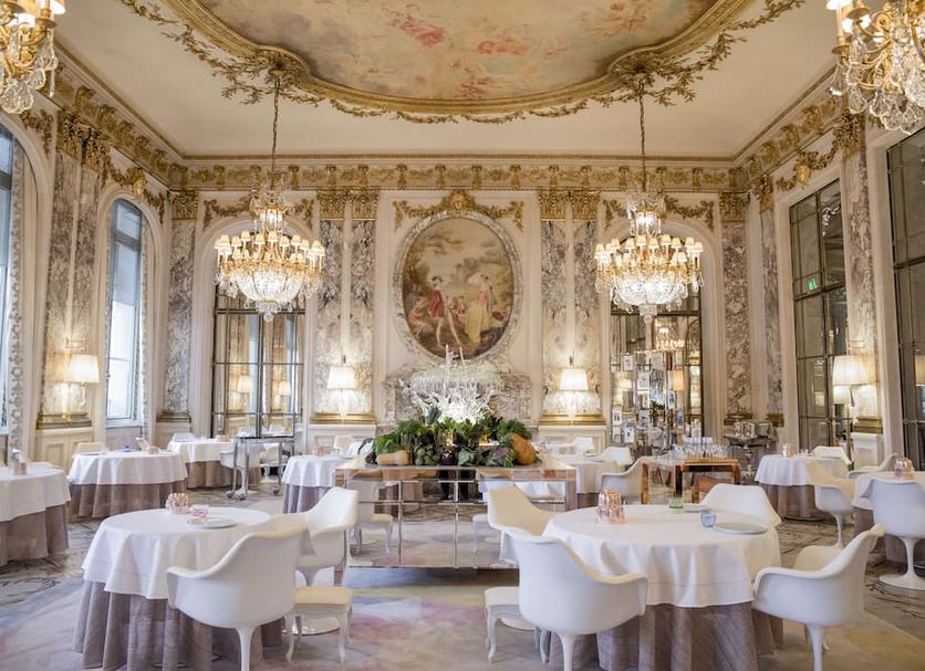 Banquet hall Photo