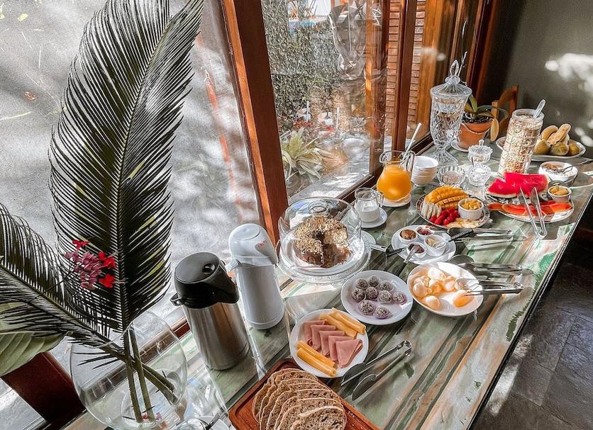 Buffet Photo