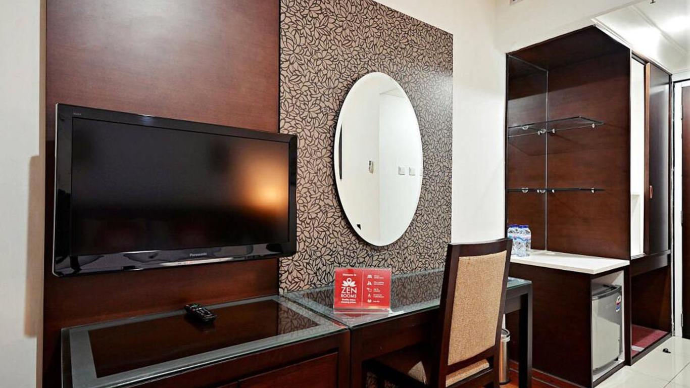 ZEN Rooms Basic Cikini Syariah