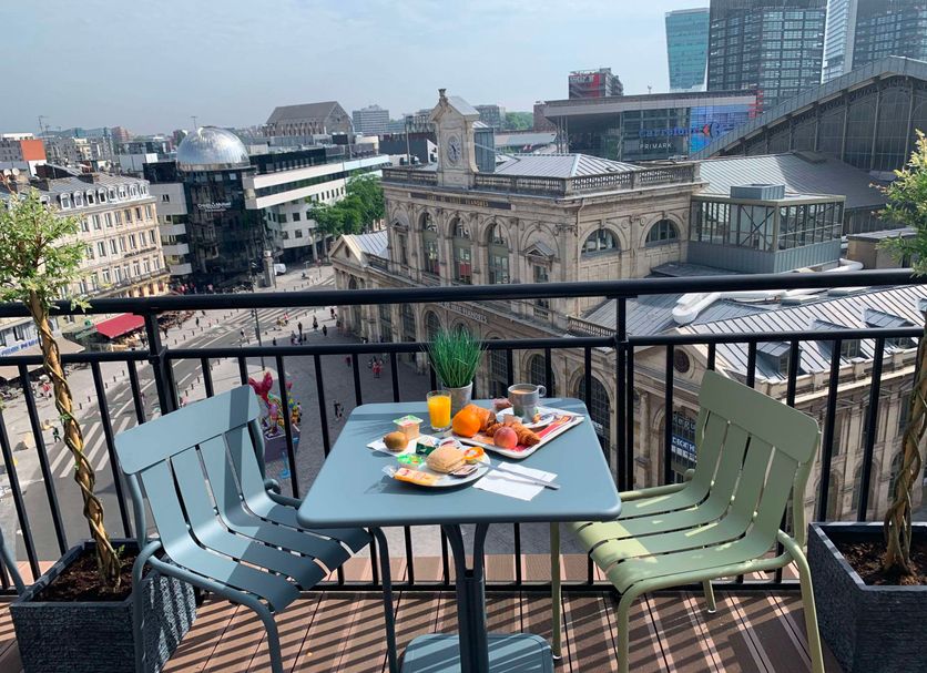 Balcony Photo