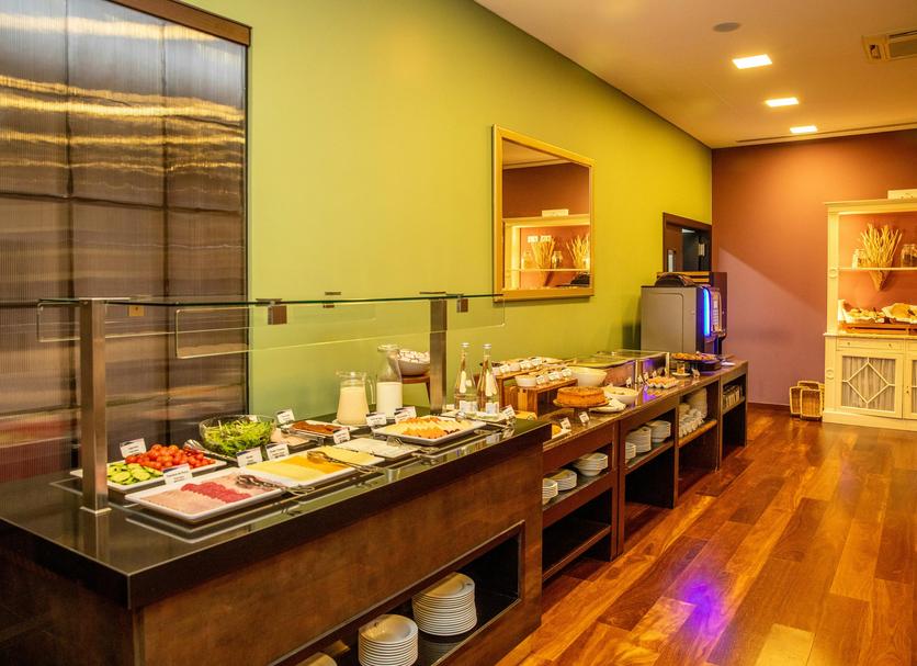 Buffet Photo