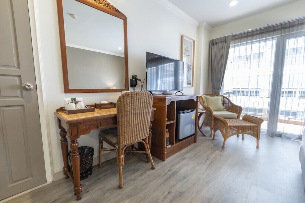 Room amenity