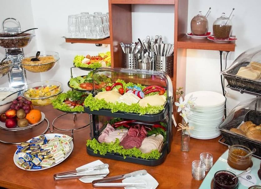 Buffet Photo