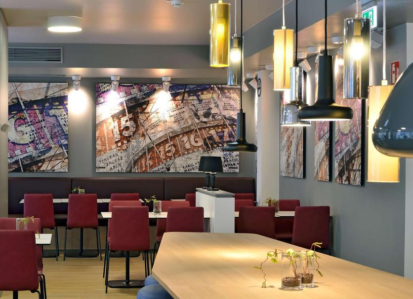 Restaurant Photo