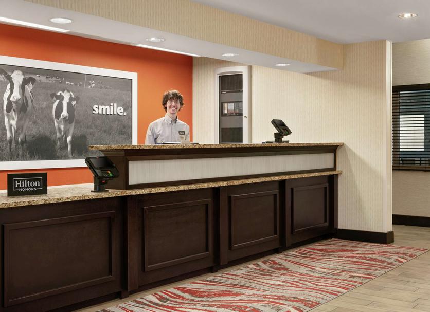 Front desk Photo