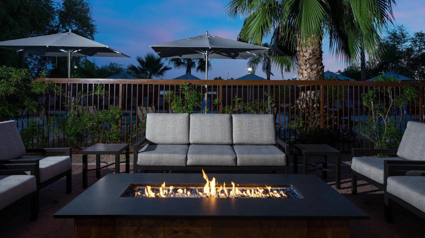 Courtyard Scottsdale North