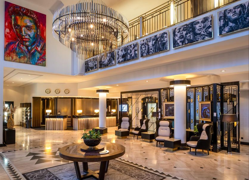 Lobby Photo