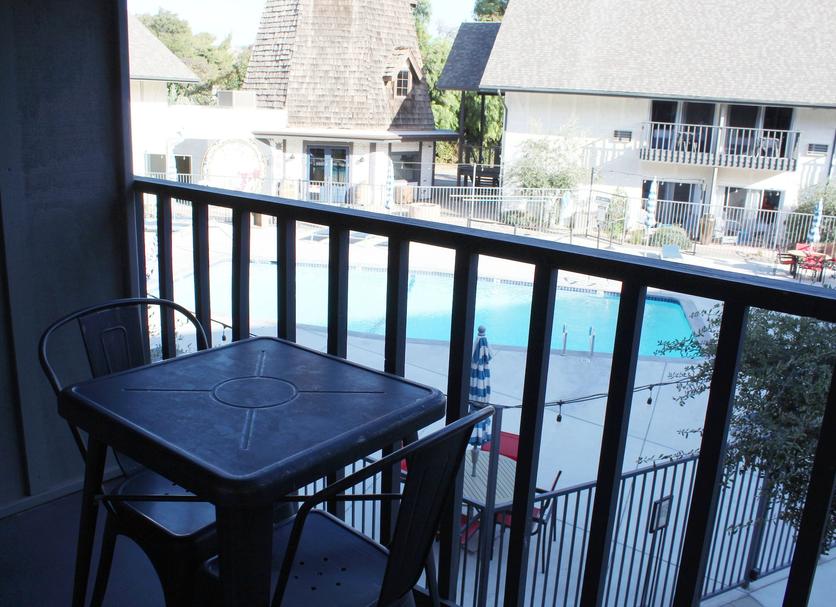 Balcony Photo