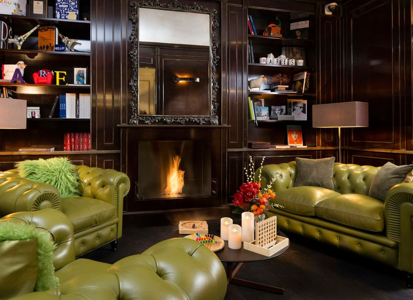 Lounge Photo