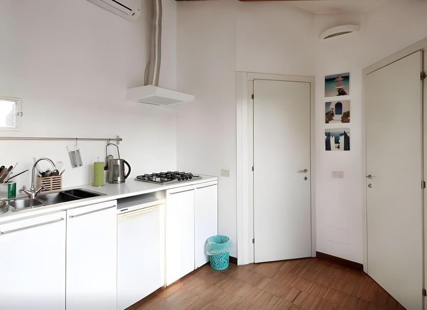 Kitchen Photo