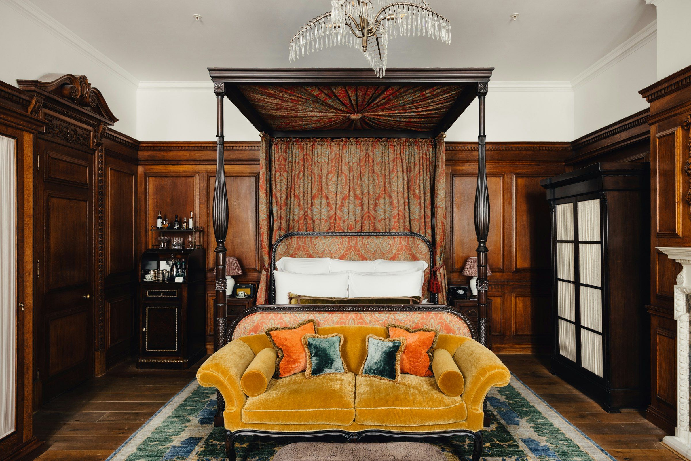 Hotel amenity