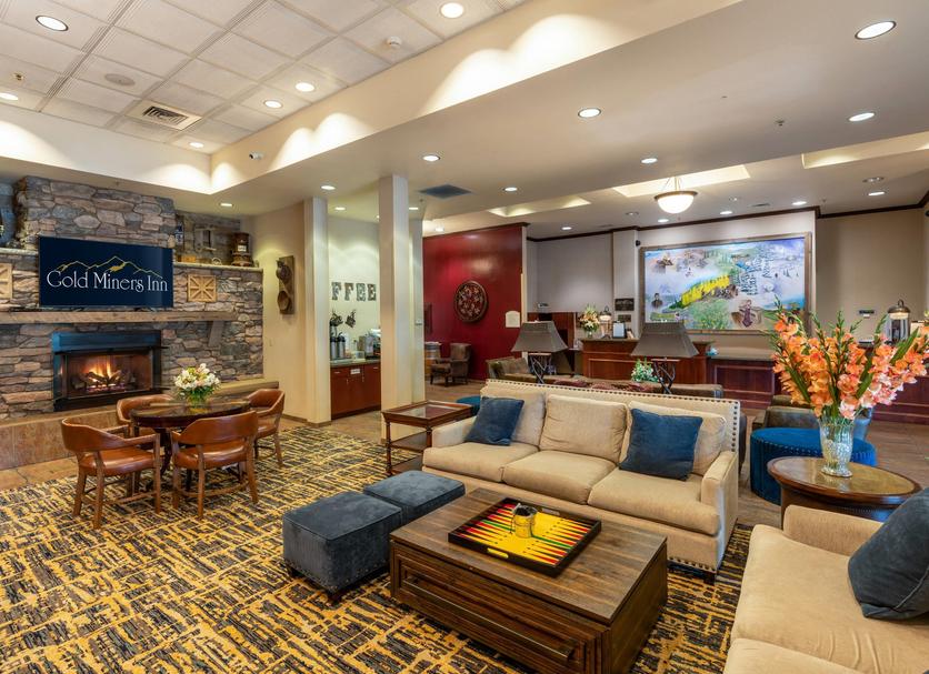 Lounge Photo