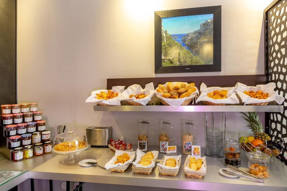Buffet Photo