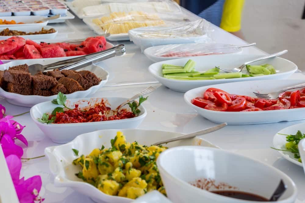 Buffet Photo