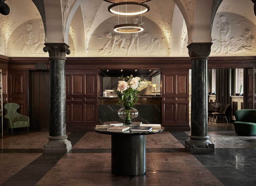 Lobby Photo