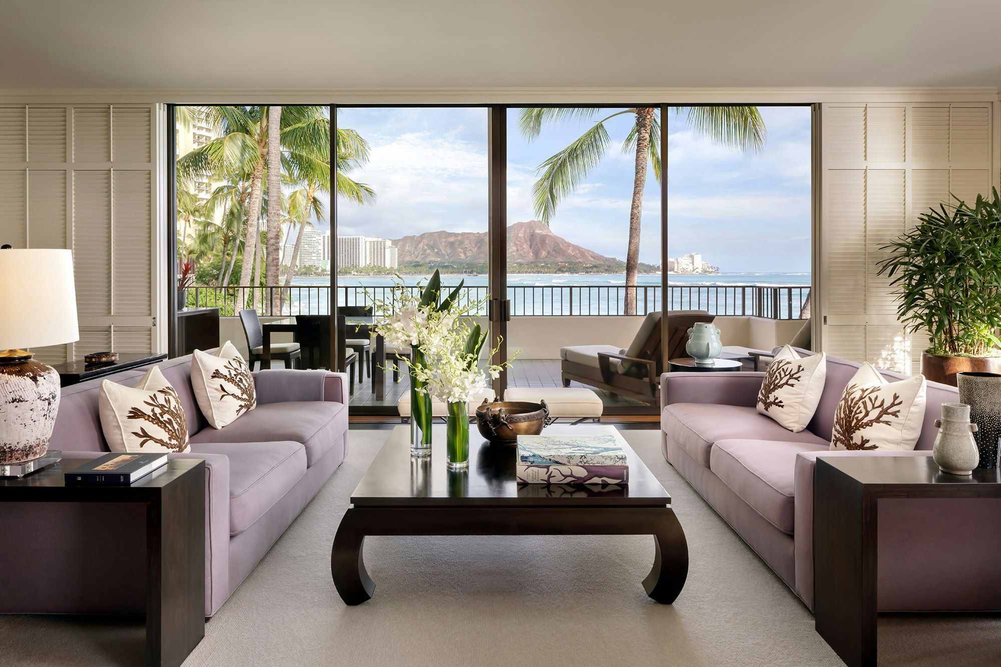 Halekulani C$ 224 (C̶$̶ ̶1̶,̶4̶7̶5̶). Honolulu Hotel Deals