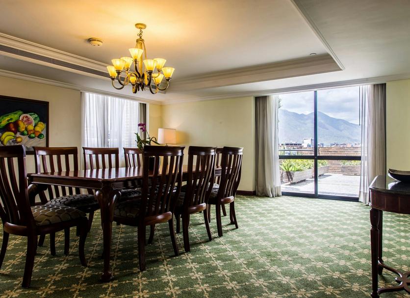 Dining room Photo