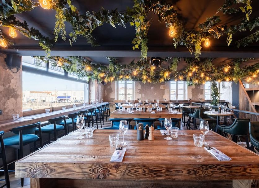 Restaurant Photo