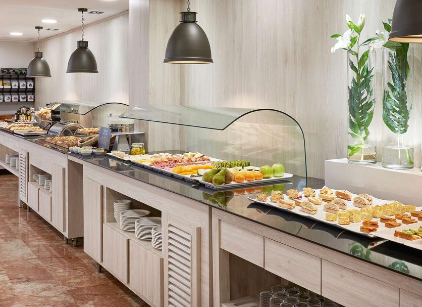 Buffet Photo