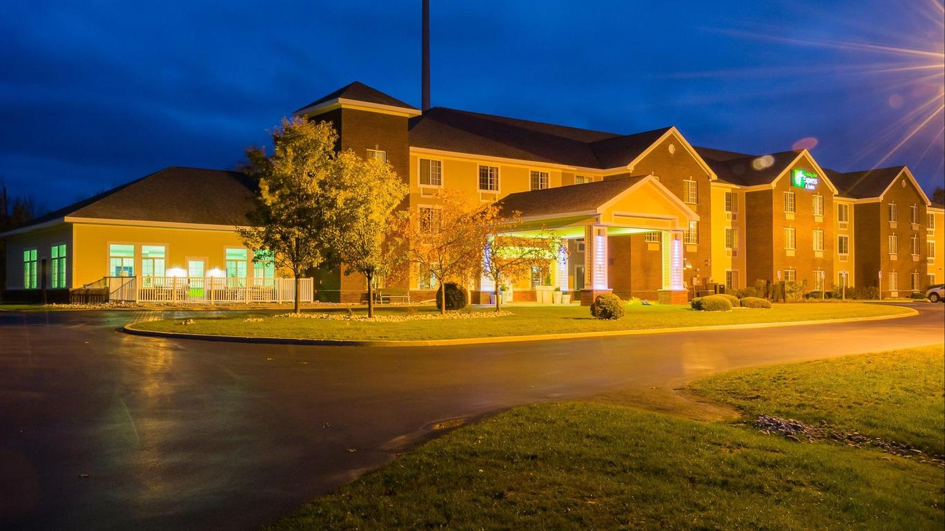 Holiday Inn Express Hotel & Suites Acme-Traverse City, An Ihg Hotel