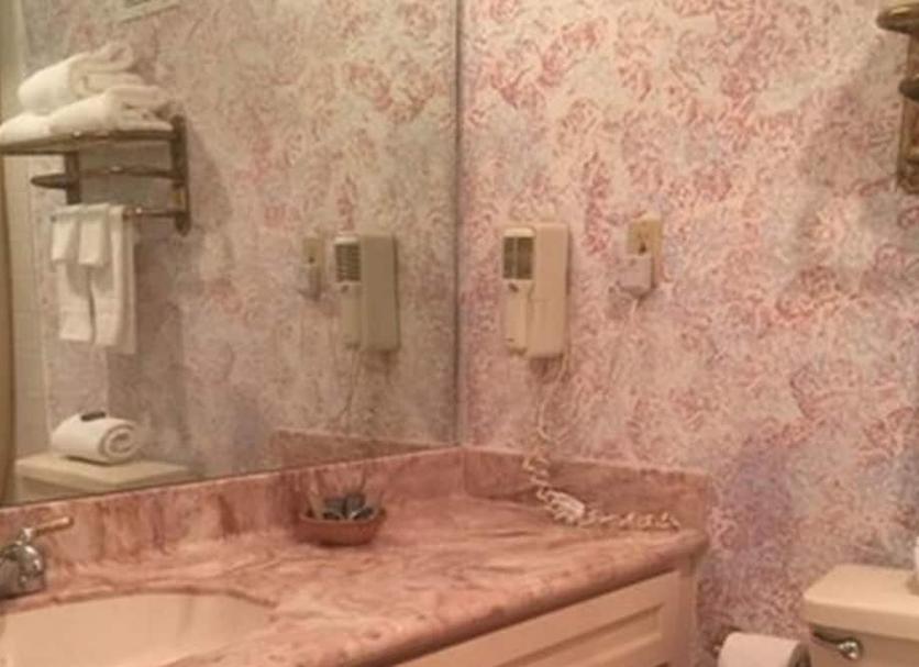 Bathroom Photo