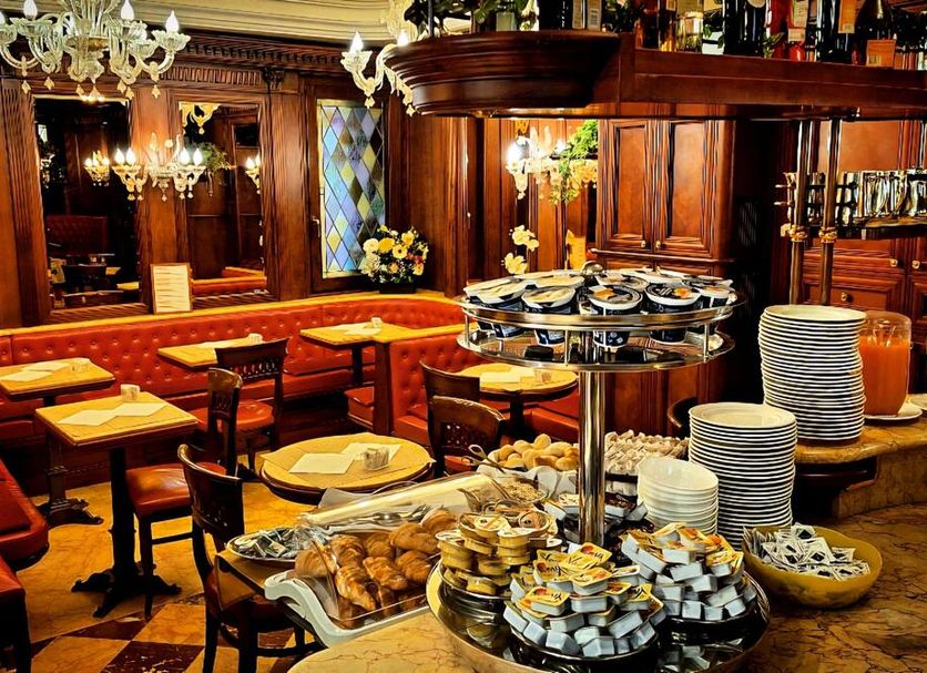Buffet Photo