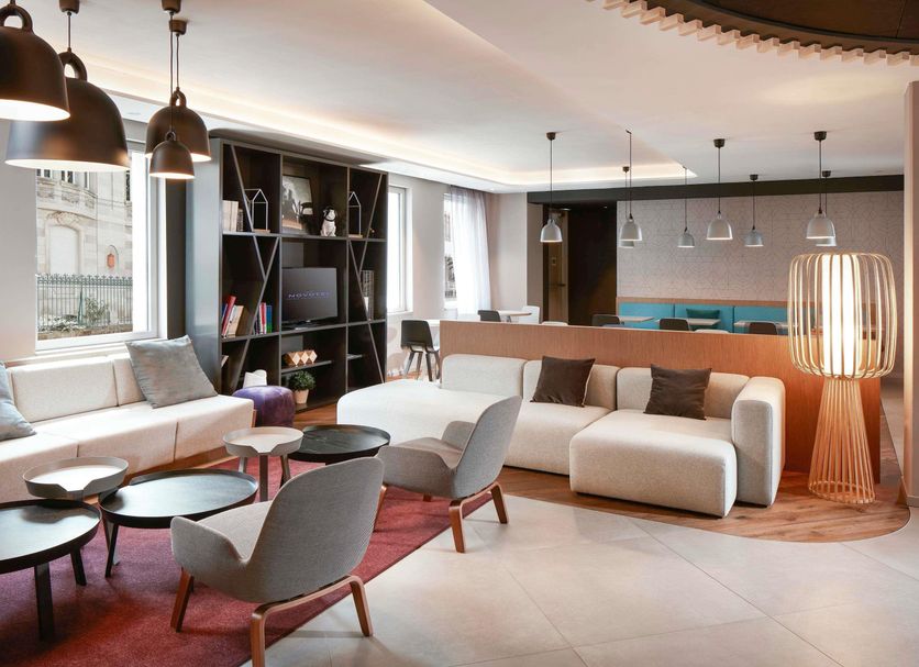 Lounge Photo