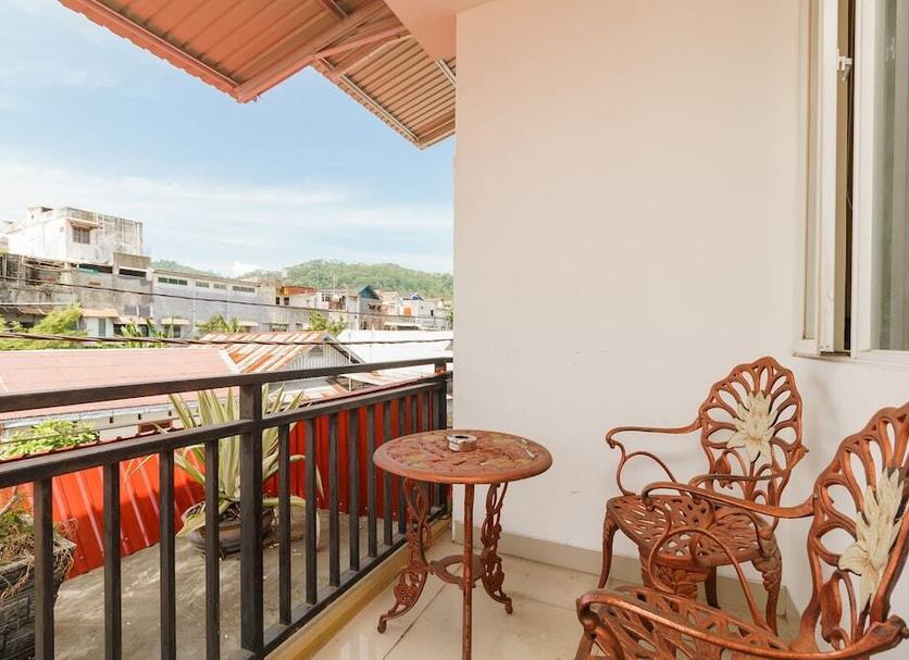 Balcony Photo