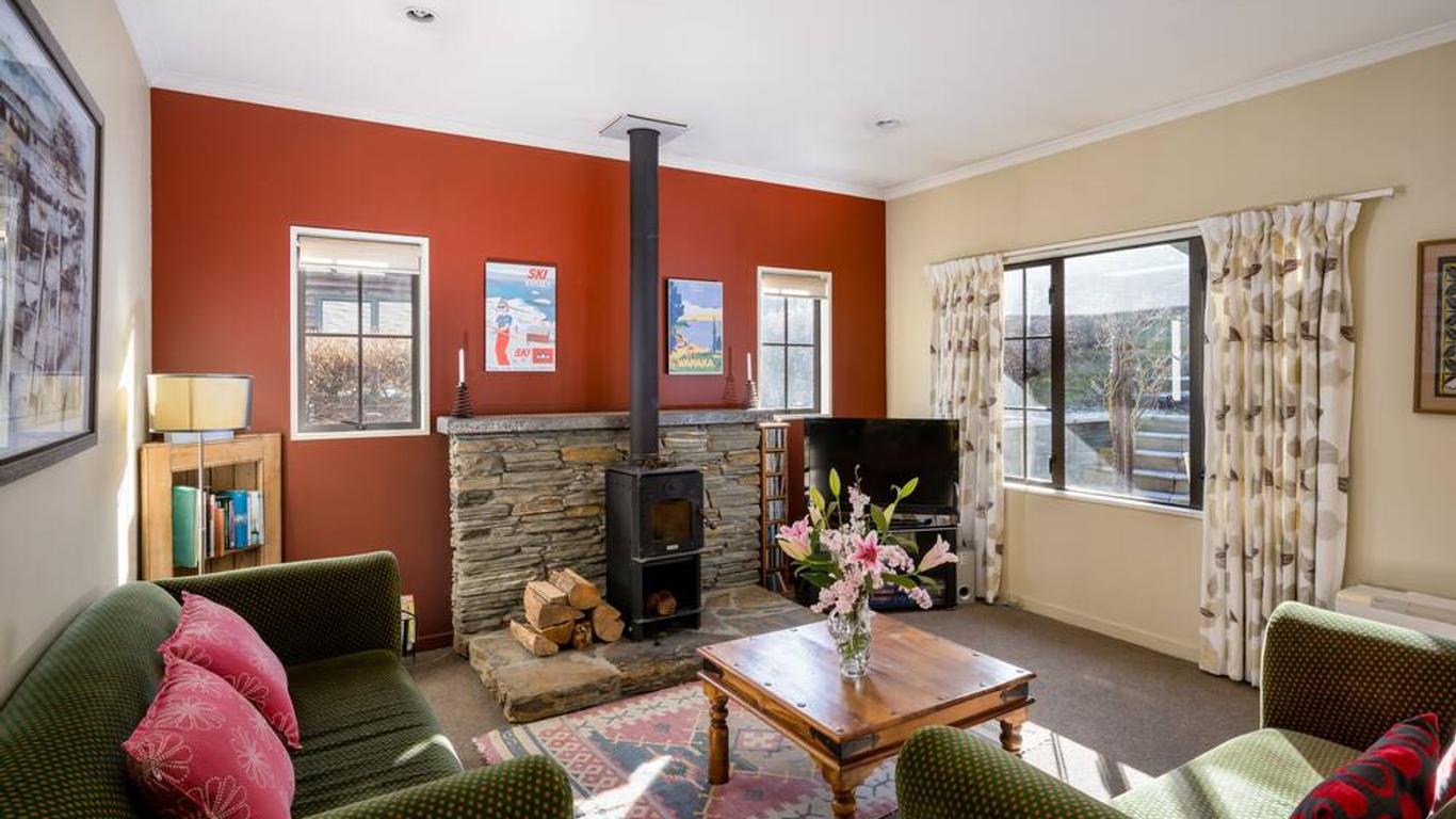 Criffel Peak View B&B and Apartment