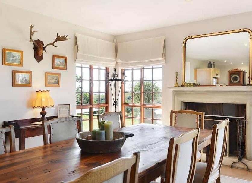 Dining room Photo