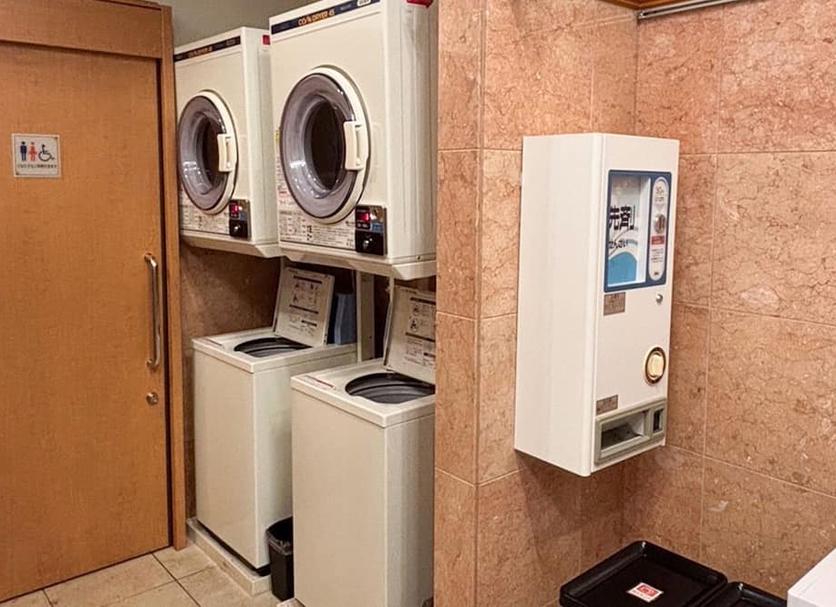 Laundry facility Photo
