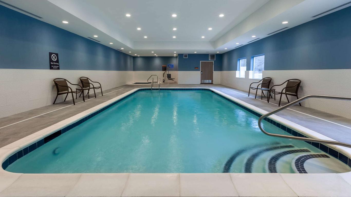 La Quinta Inn & Suites by Wyndham Middletown-Goshen