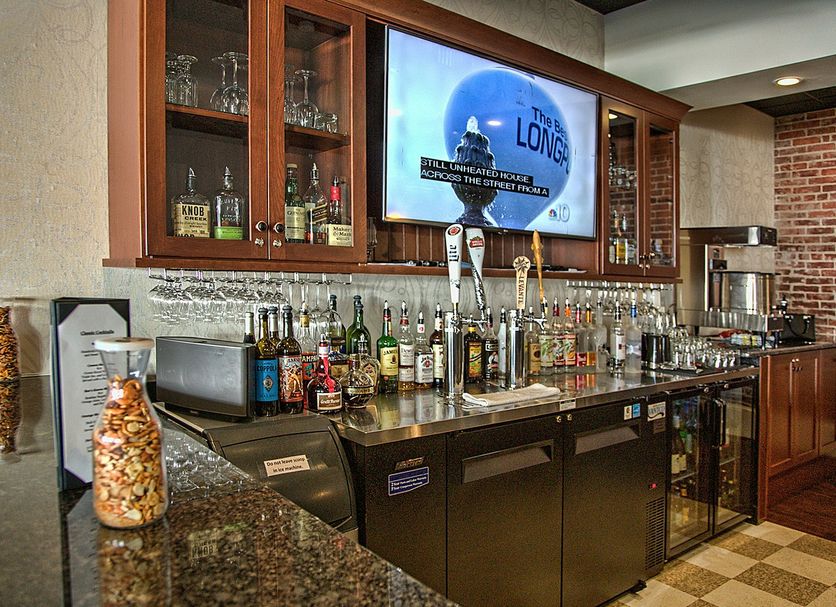 Bar Photo