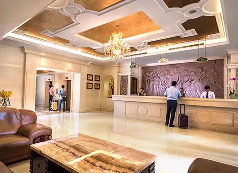 Front desk Photo
