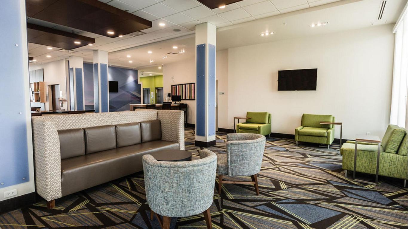 Holiday Inn Express & Suites Edmonton N - St. Albert