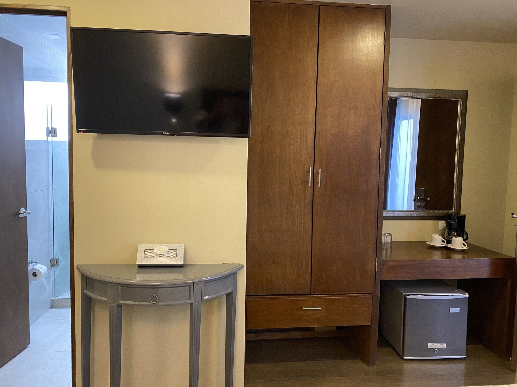 Room amenity