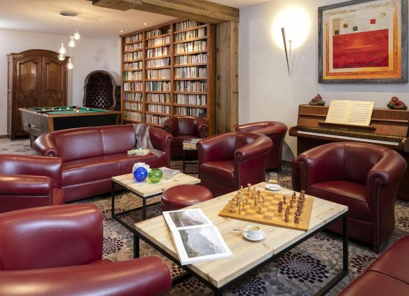 Lounge Photo