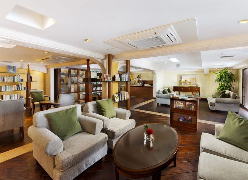 Lounge Photo
