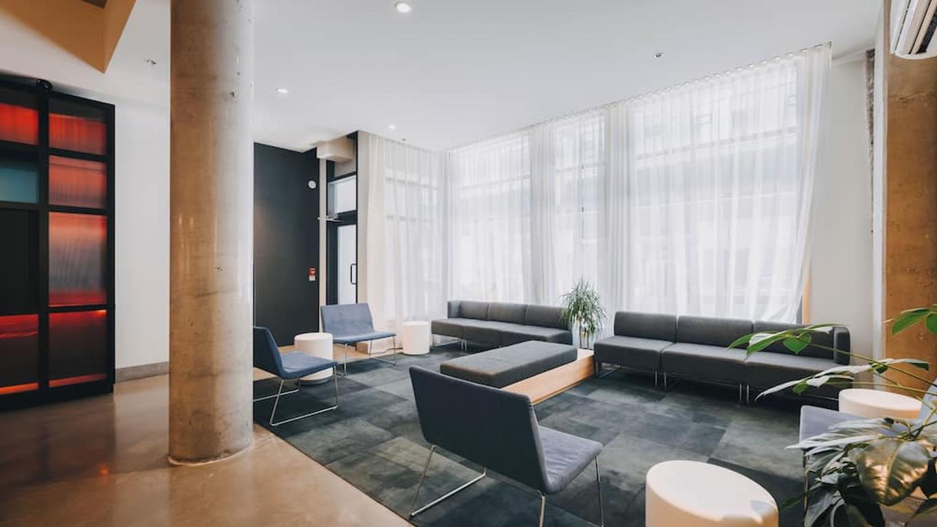 Hotel Le Dauphin Montreal Centre Ville