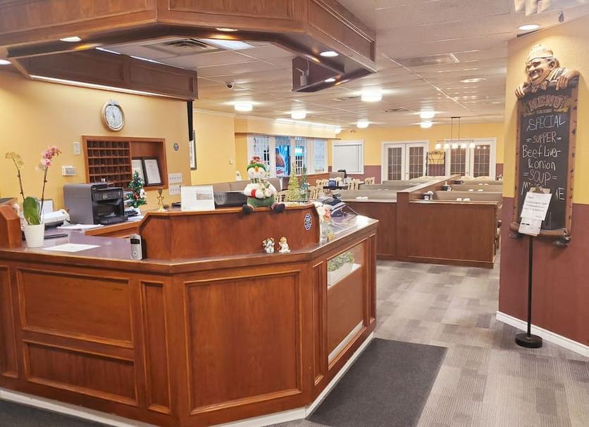 Front desk Photo