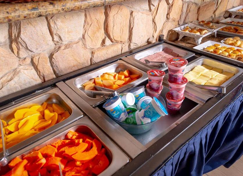 Buffet Photo