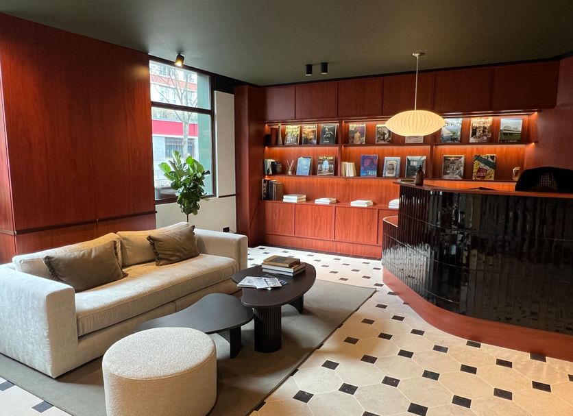 Lounge Photo