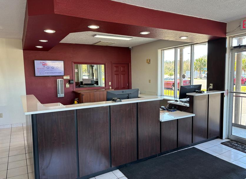 Front desk Photo
