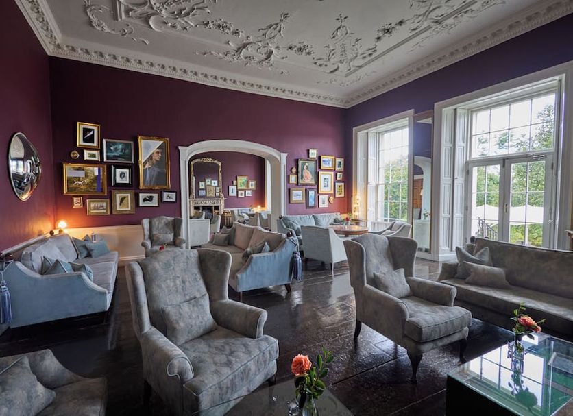 Lounge Photo