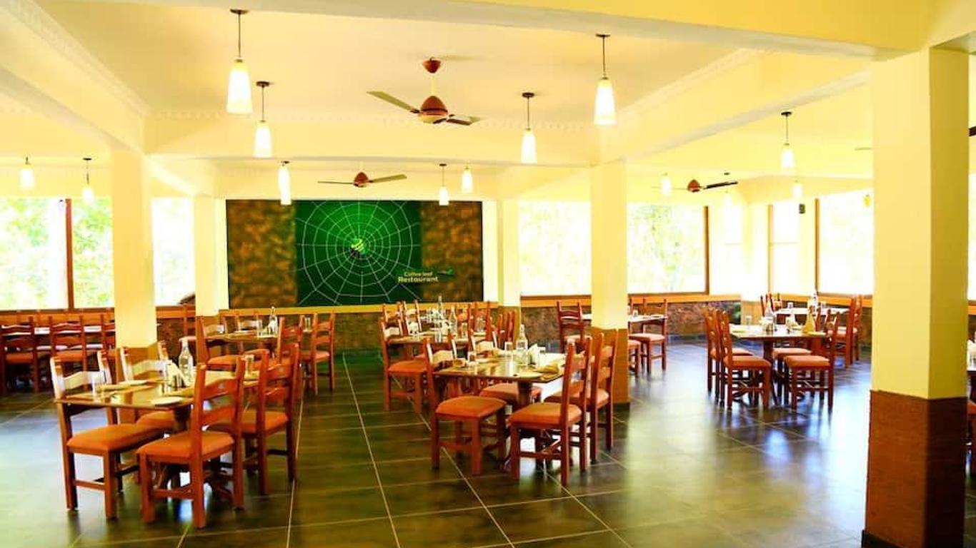 Hotel Savshanti Lake Resort